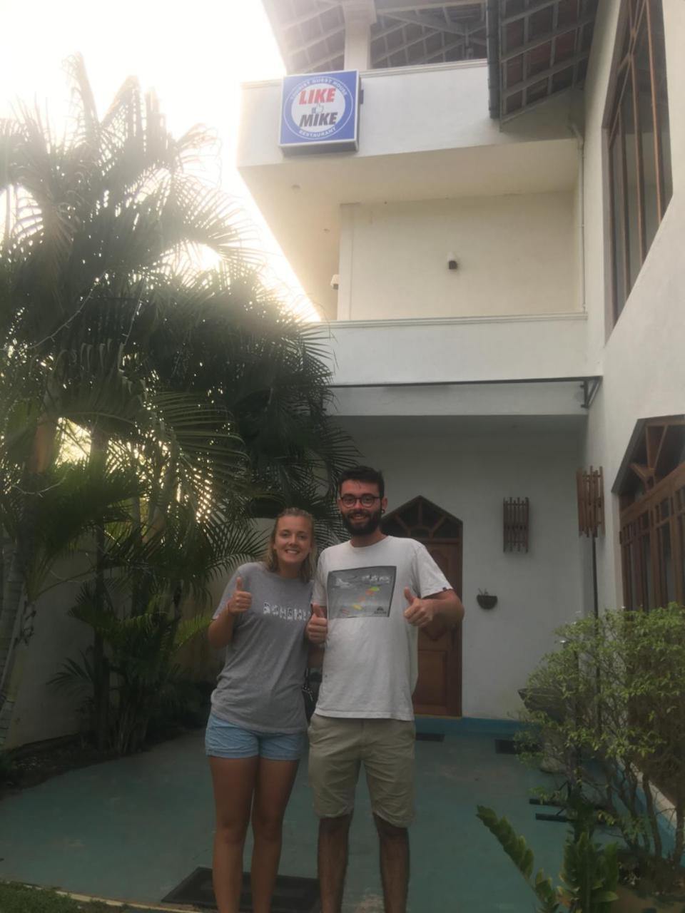 Like Mike Tourist Guest House & Restaurant Negombo Extérieur photo
